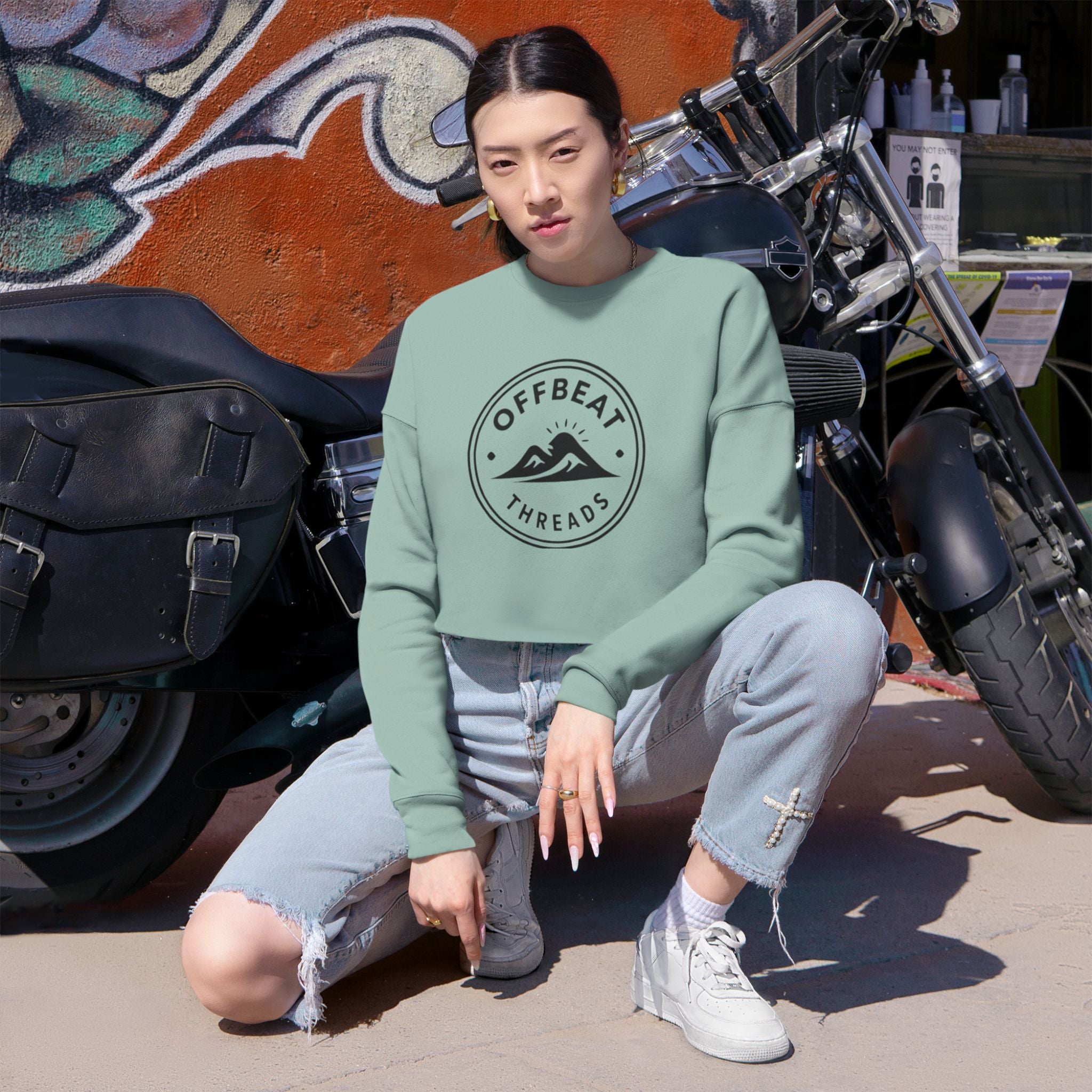 Women's Cropped Sweatshirt